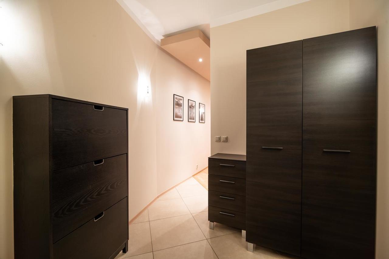 Cracow Rent Apartments - Spacious Apartments For 2-7 People In Quiet Area - Kolberga Street Nr 3 - 10 Min To Main Square By Foot Krasków Exterior foto