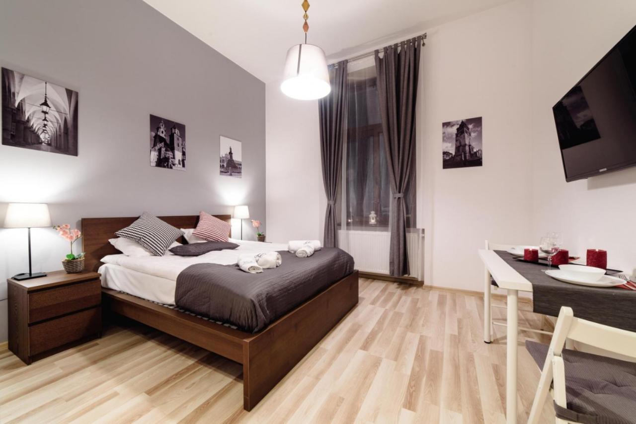 Cracow Rent Apartments - Spacious Apartments For 2-7 People In Quiet Area - Kolberga Street Nr 3 - 10 Min To Main Square By Foot Krasków Exterior foto